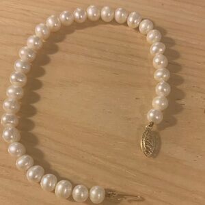 Elegant Pearl Bracelet with Gold Accent authentic pearl  14k